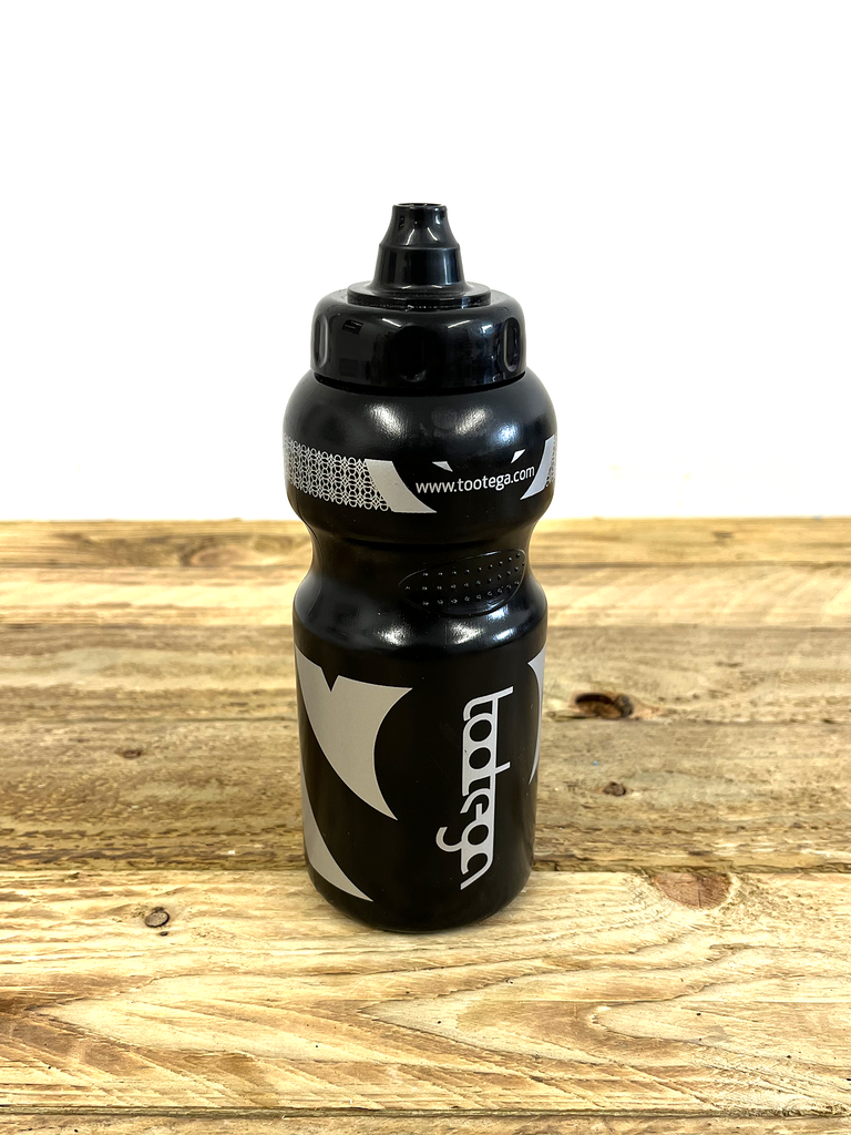 [TOOT39] Black Tootega Bottle